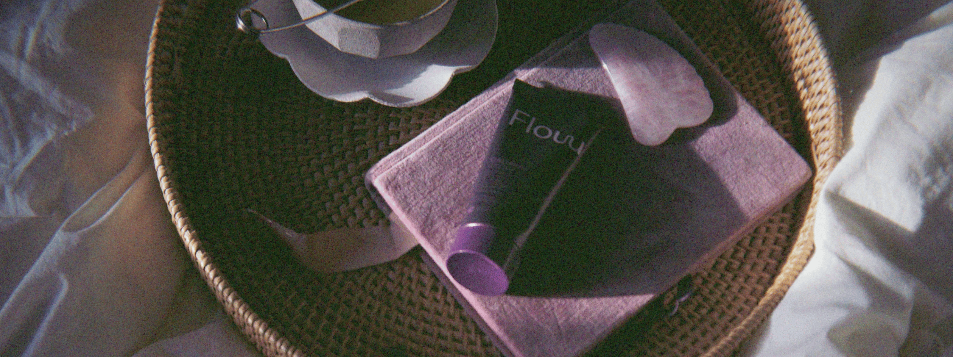 Flow-Care-plejeprodukter-til-din-krop-under-hele-cyklus Flow Intimates
