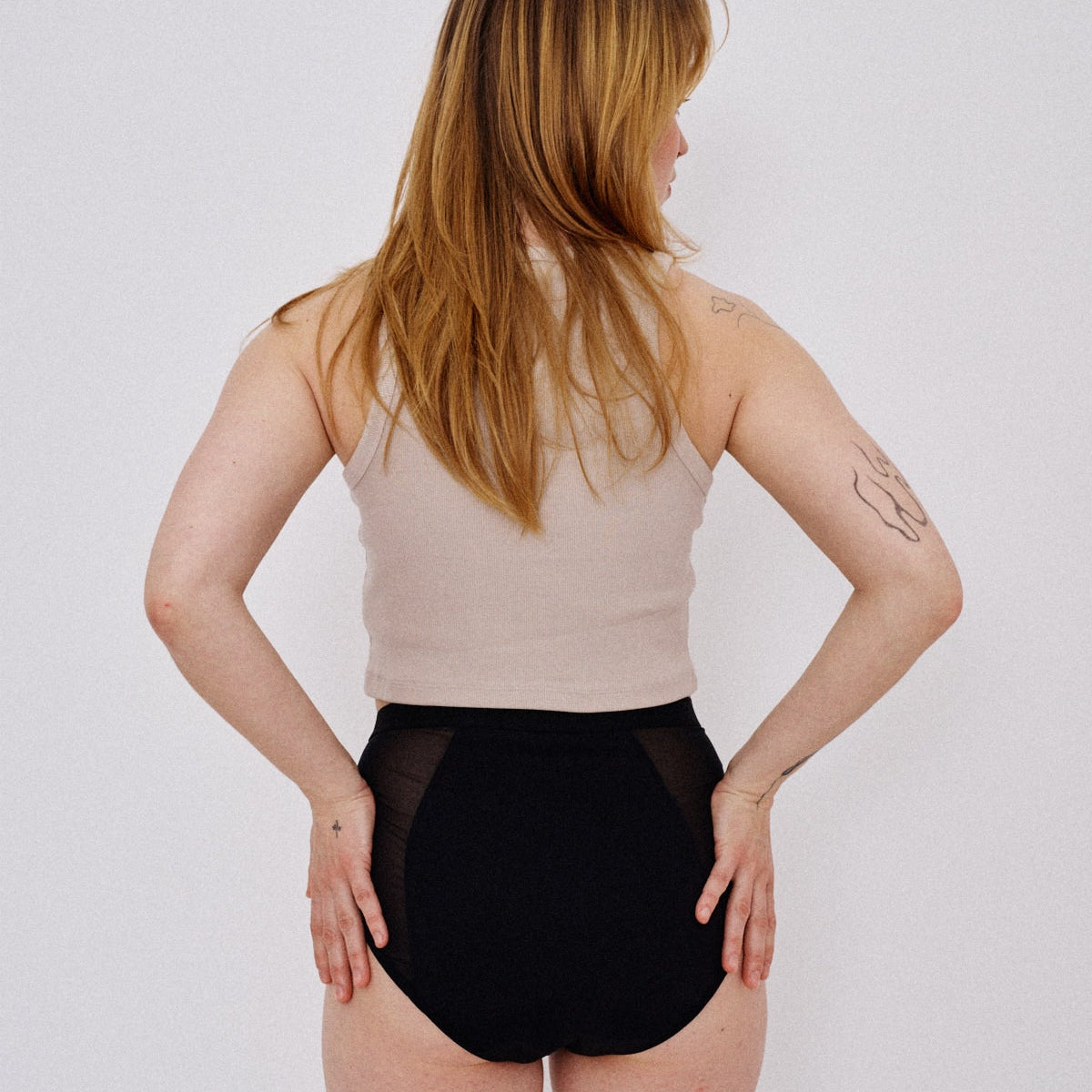 Period Flow Brief - high rise - black