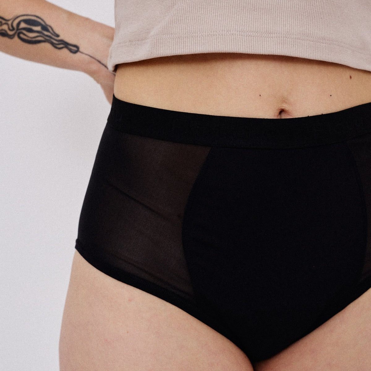 Period Flow Brief - high rise - black