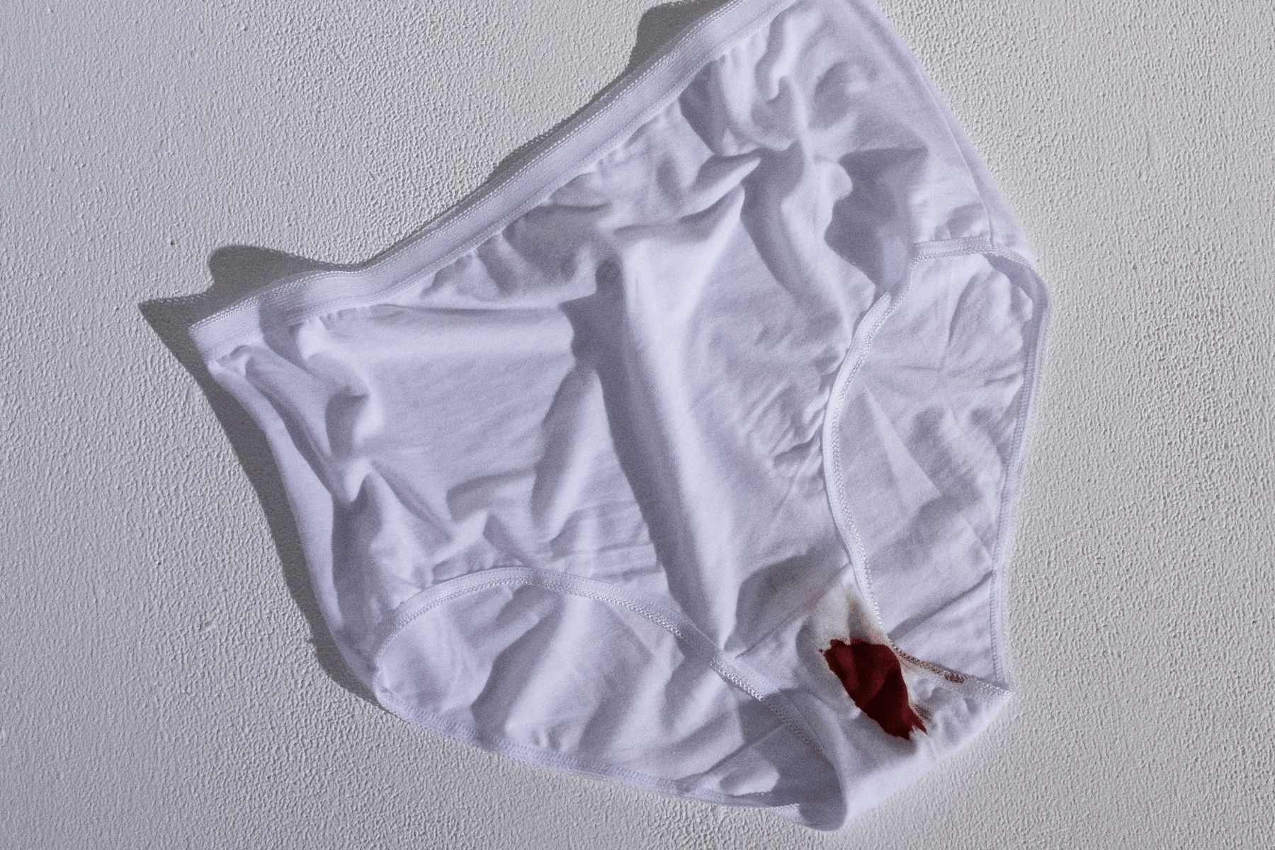 Hvad betyder det, hvis du er gravid og oplever pletblødning?