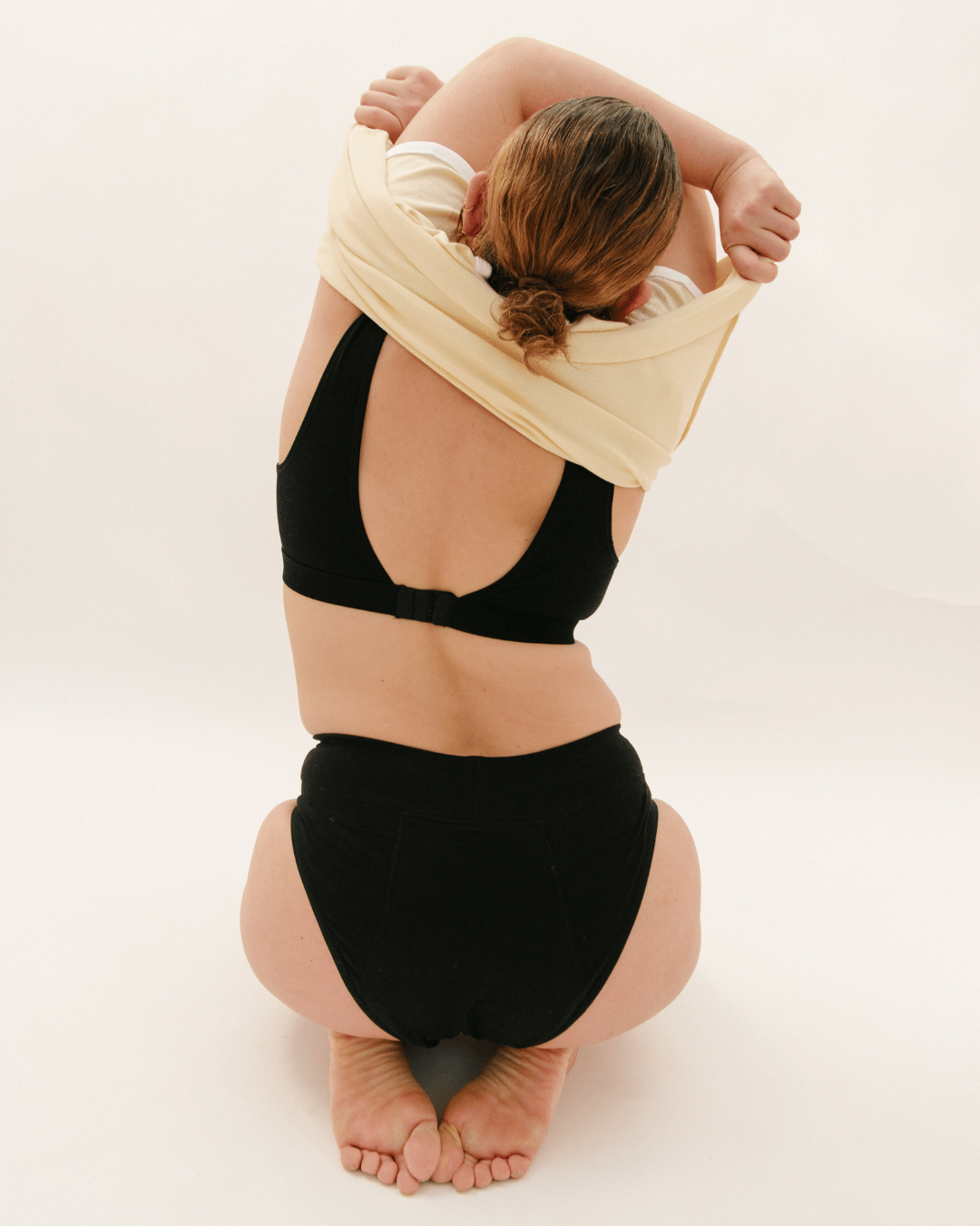 Period Flow Cheeky - mid rise - black