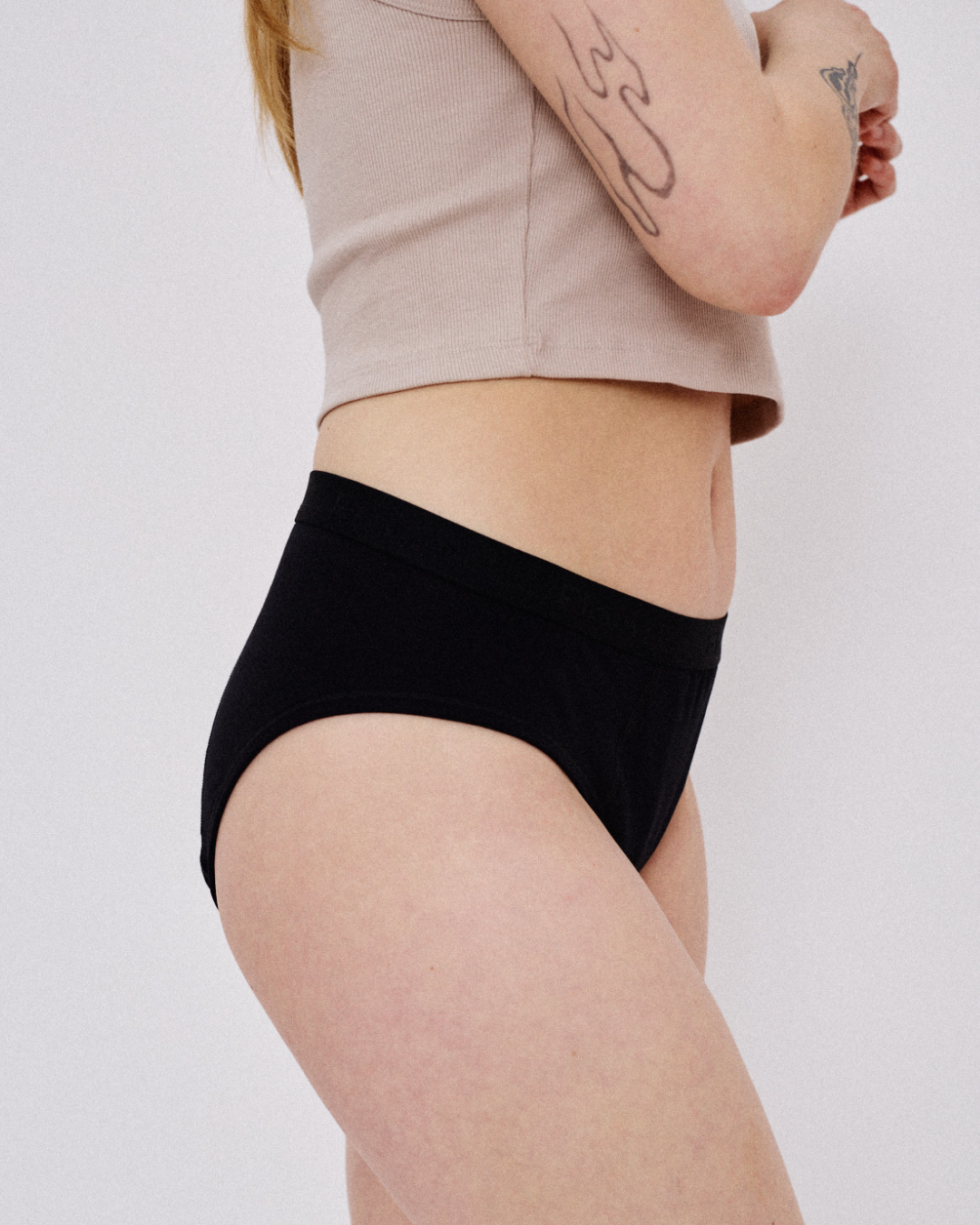 Menstruationstrusse med lav talje